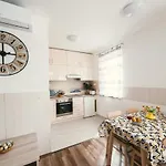 Apartment D&b Lelle *